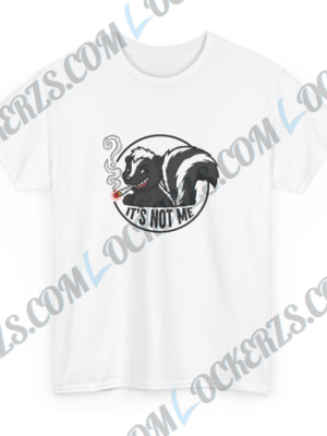 Funny Skunk "It's Not Me" T-Shirt - Sarcastic Animal Humor Tee